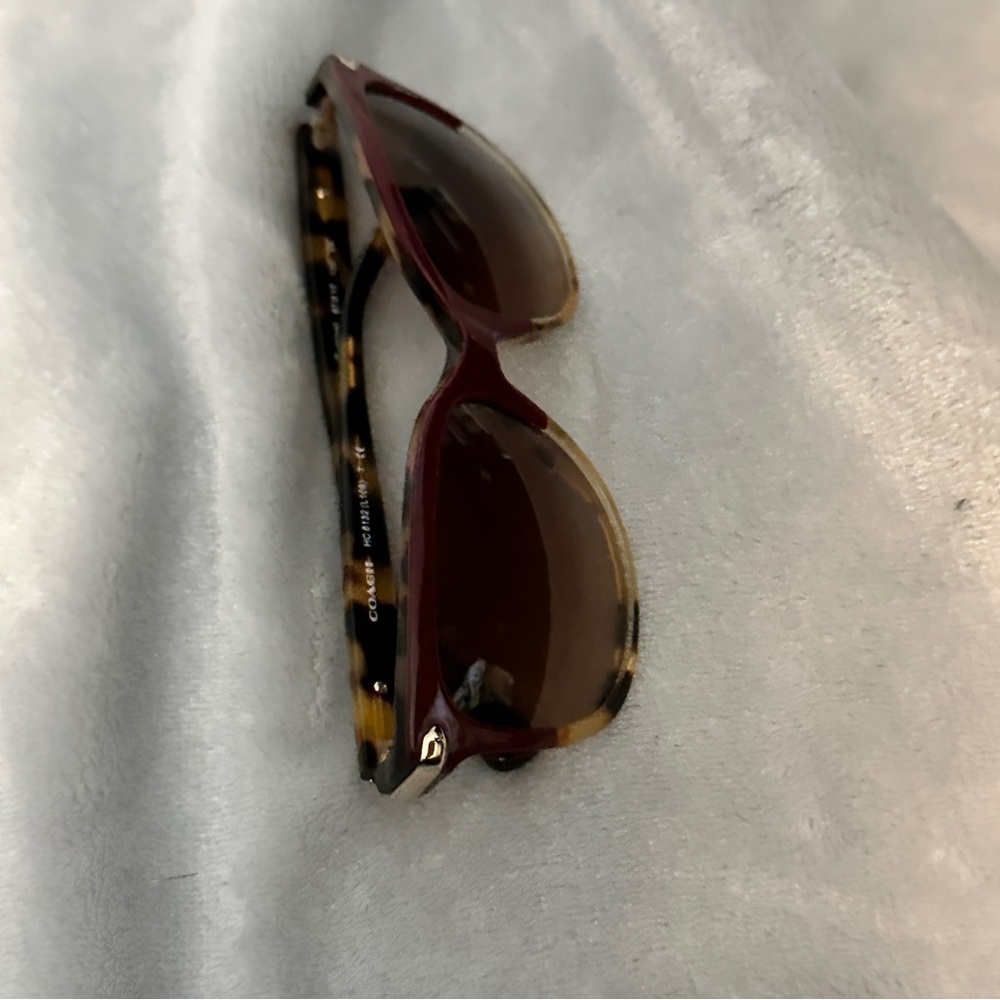 Coach Maroon Tortoise Sunglasses - Picture 4 of 12